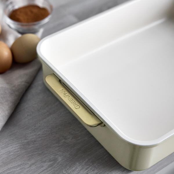 GreenPan Rectangular Cake/Roast Pan w Handles 30.2cm x 25.2cm - PFAS Free