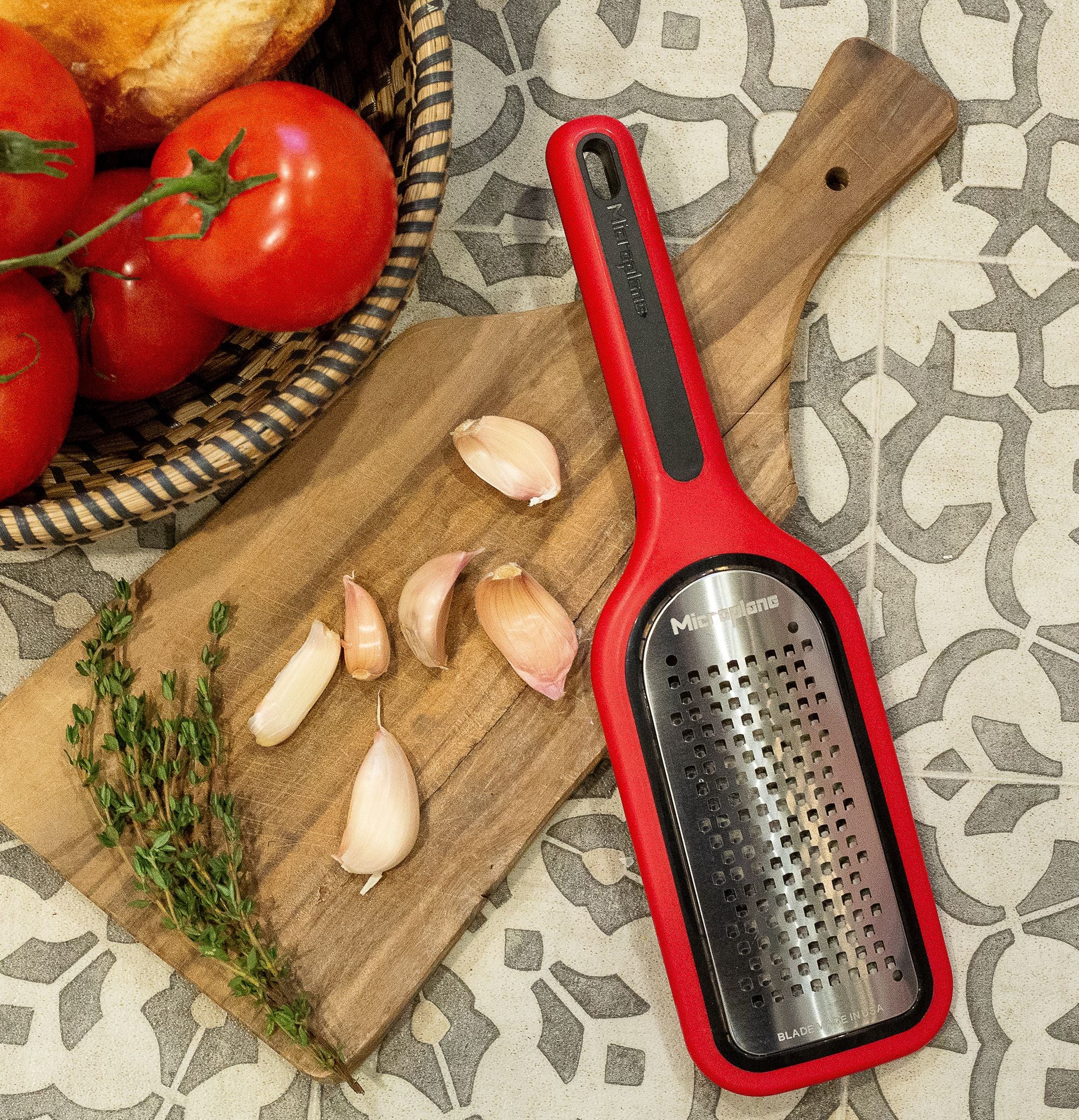 Microplane Coarse Grater Red image 2