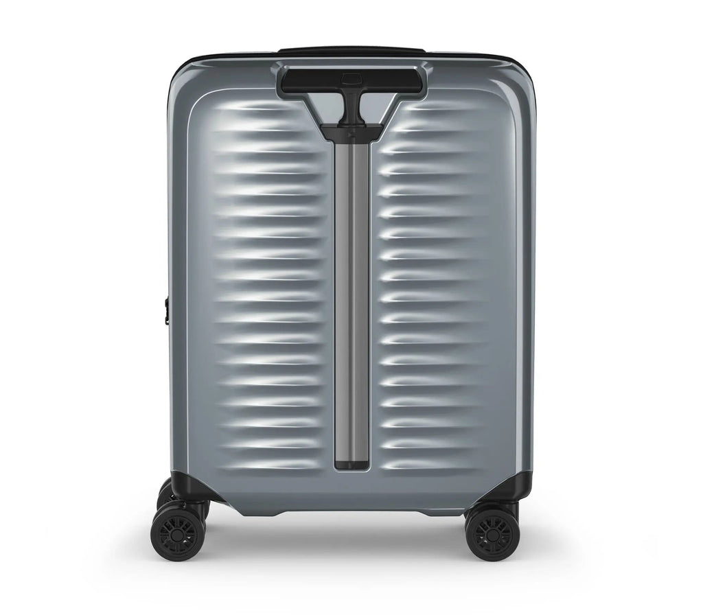 Victorinox Airox Medium Hardside Case- Capacity 74L - 46cm x 29cm x 69cm image 2