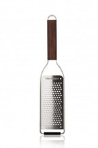Microplane Master Series Coarse Grater image 0