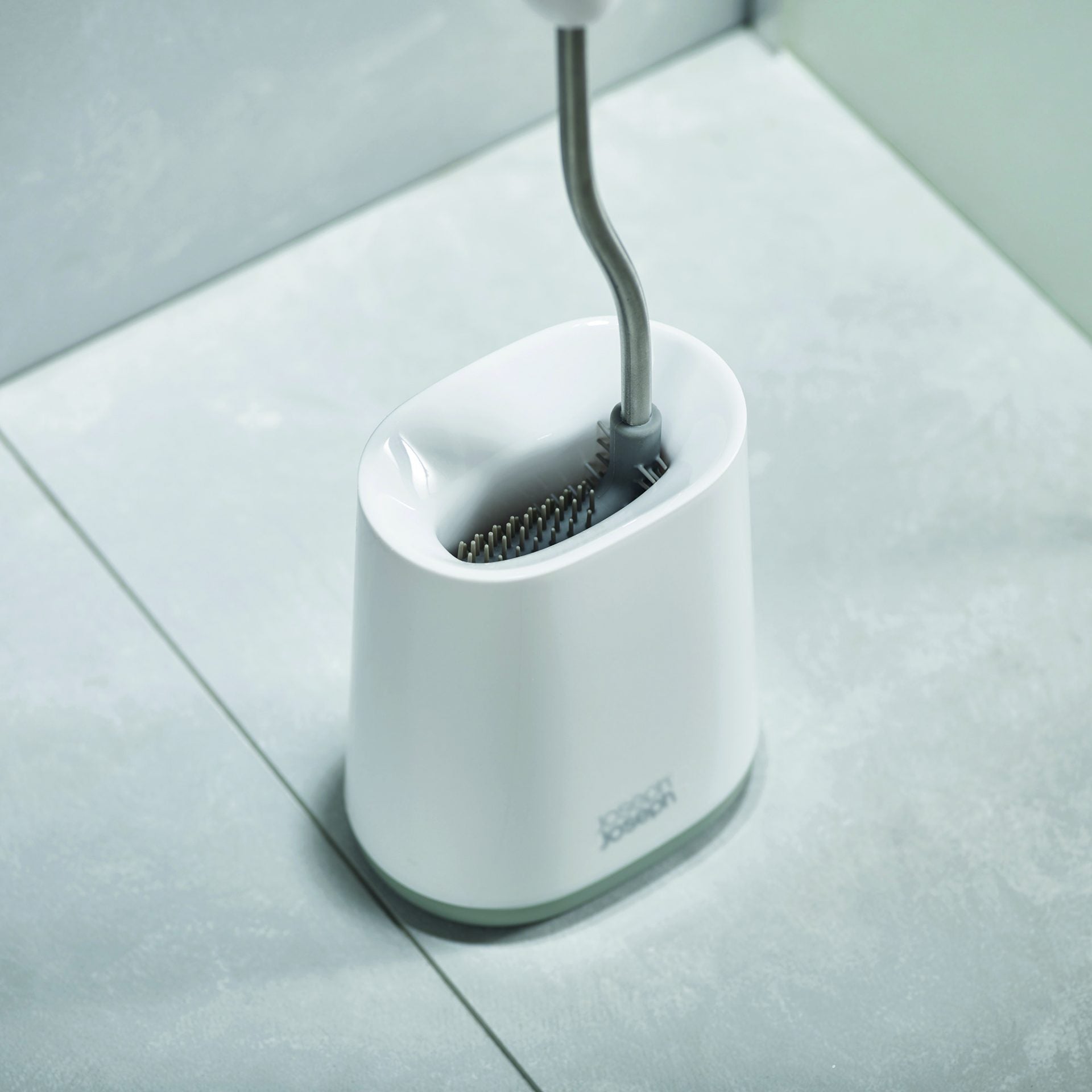 Joseph Joseph Flex Lite Toilet Brush image 3