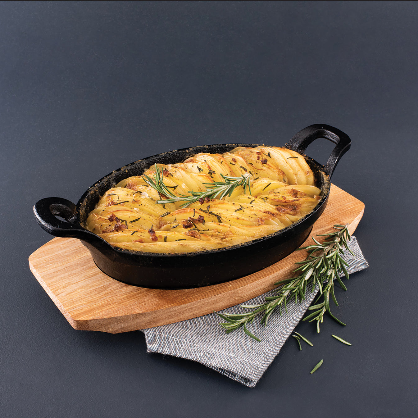 Pyrolux PYROCAST Oval Gratin with Maple Tray 21.7cm x 15cm