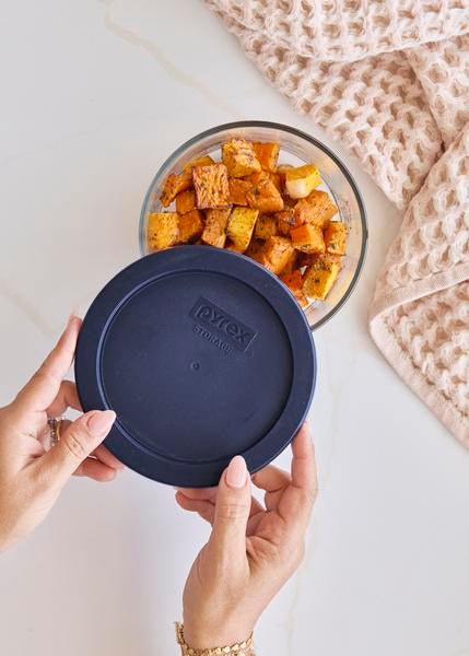 Pyrex Simply Store 4 Cup Round Blue Lid