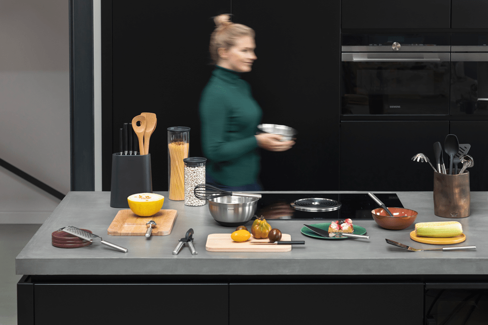 Brabantia Whisk Large, Non-stick - Profile image 1