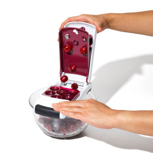 OXO Goodgrips Multi-Cherry Pitter image 3