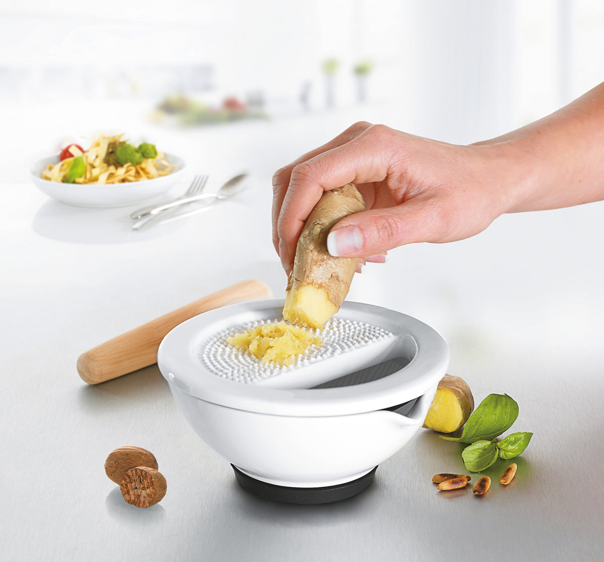 Gefu Mortar with Ginger Grater SURI image 1