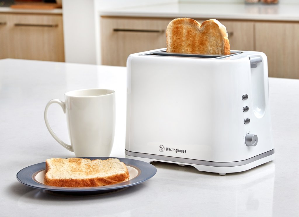 Westinghouse 2 Slice White Toaster image 2