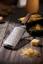 Microplane Master Series Extra Coarse Grater image 2
