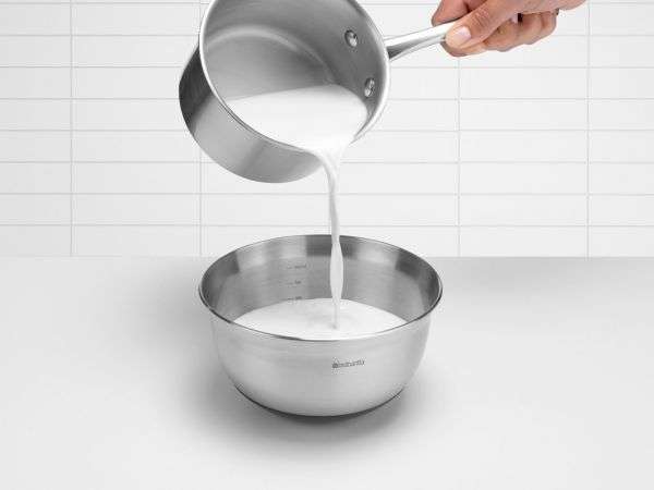 Brabantia Mixing Bowl 1.0 Litre - Matt Steel / Black image 1