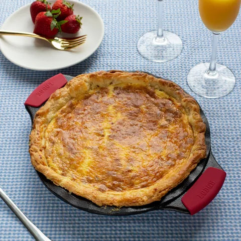 Lodge Pie Pan 23cm image 2