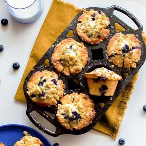 Lodge Muffin Pan 32x18cm image 1