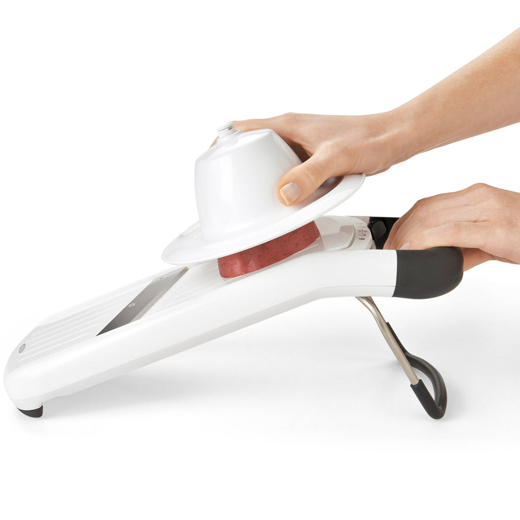 Oxo Simple Mandoline Slicer image 4