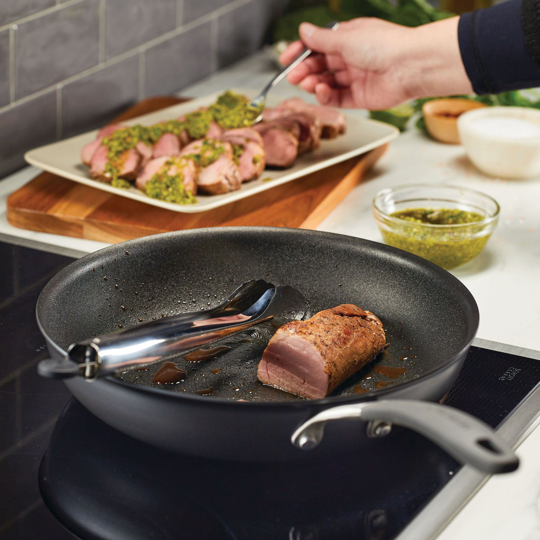 Circulon ScratchDefense A1 Nonstick Induction Skillet 30.4cm image 1