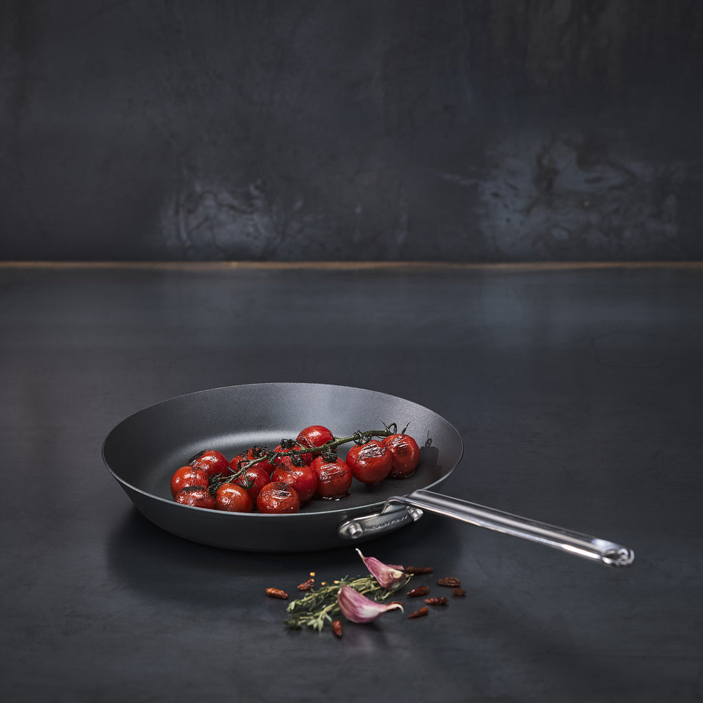 Scanpan Black Iron Fry Pan 26cm image 2