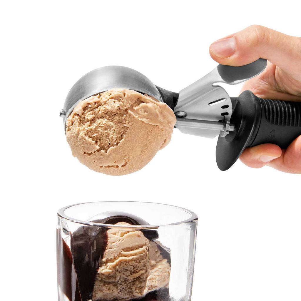 OXO Good Grips Trigger Ice Cream Scoop image 4