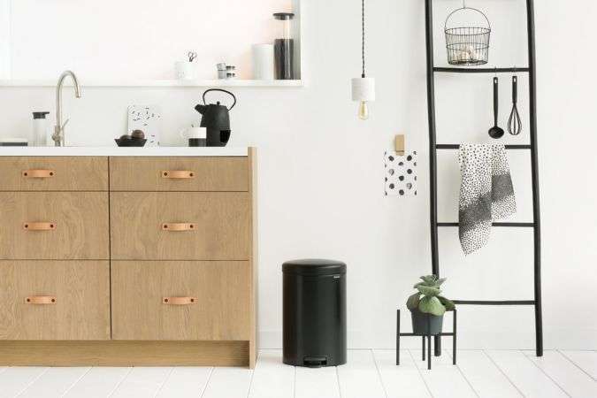 Brabantia Newicon Pedal Bin 20 Litre - Matt Black image 1