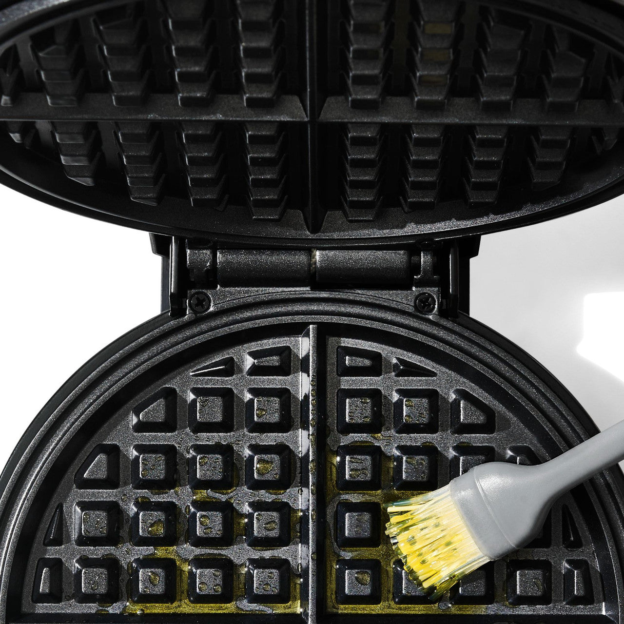 OXO Silicone Cooktop Brush & Bottle Set image 3