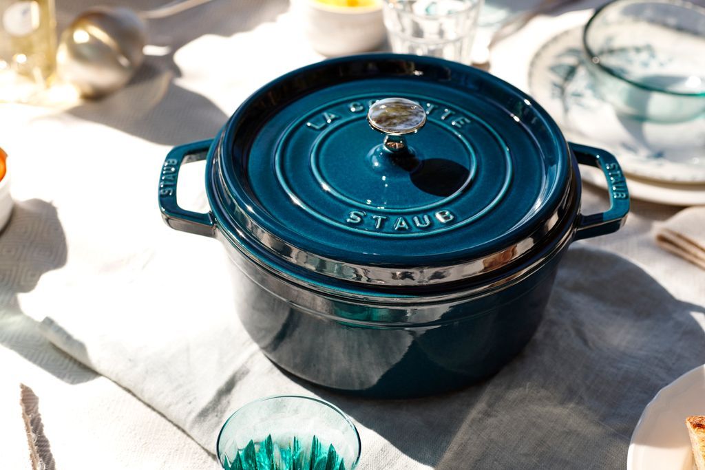 Staub Round Cocotte - 20cm La Mer image 3