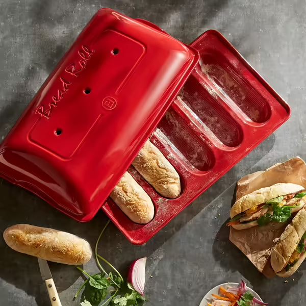Emile Henry Mini-Baguette Baker Burgundy image 1