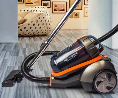 Sheffield 2200W Bagless Cyclonic Vacuum image 1