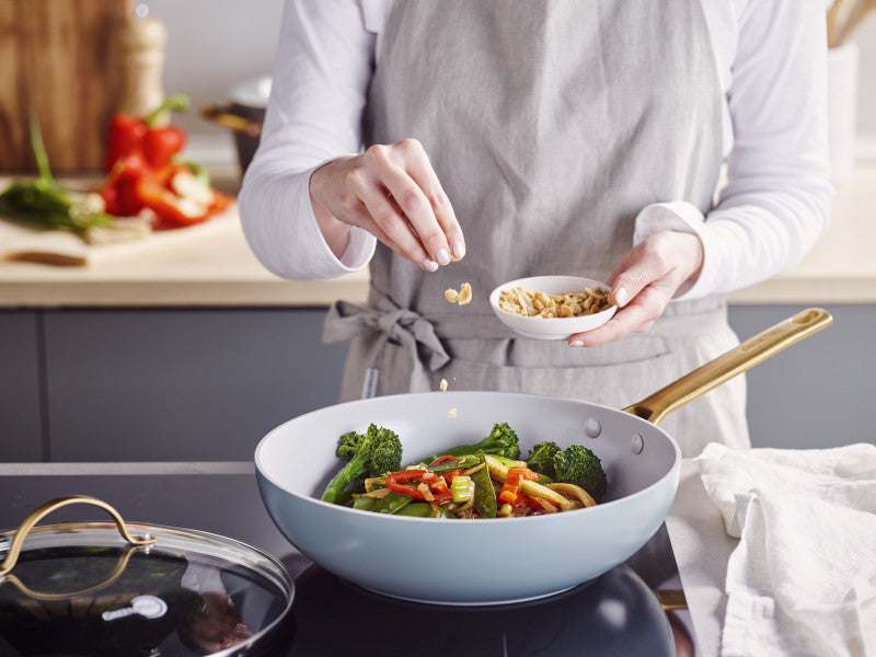 GreenPan Padova Smokey Blue Covered Wok 28cm/3.7L image 4