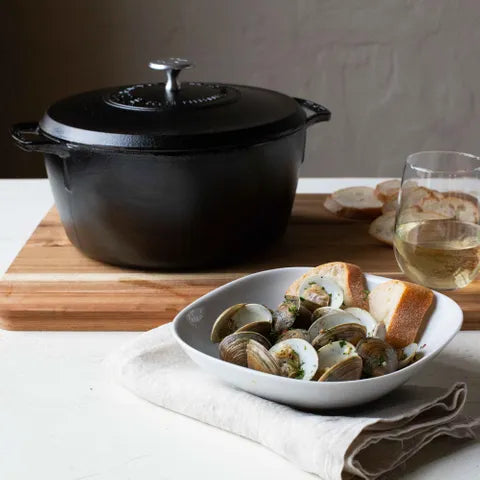 Lodge Blacklock Dutch Oven 5.2L image 3