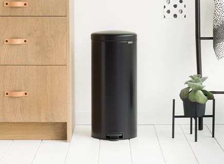 Brabantia Newicon Pedal Bin 30 Litre - Matt Black image 1