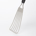 Oxo Fish Turner image 3