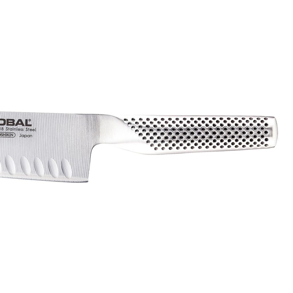 Global Classic Fluted Santoku Knife 18Cm image 2