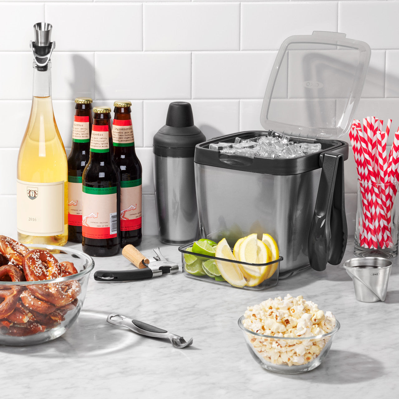 OXO Good Grips Steel Wine Stopper & Pourer image 3