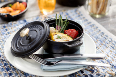 Staub Round Cocotte - 24cm Black image 3