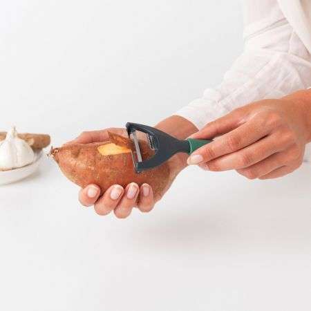 Brabantia Food Y-peeler Plus Zester Tasty+ - Fir Green image 1