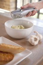 Zyliss Garlic Press Susi 3 With Cleaner image 2