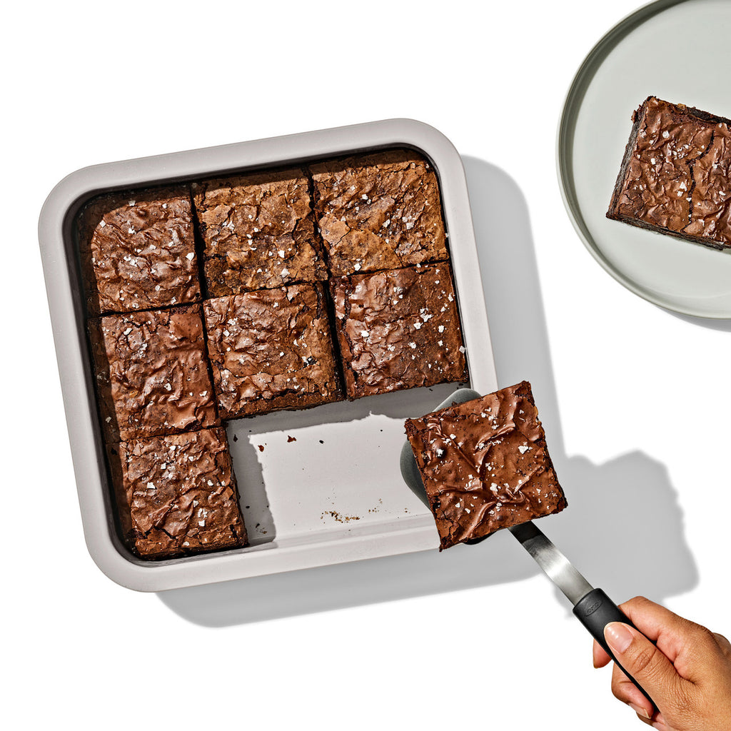 Oxo Good Grips Square Cake Pan image 4