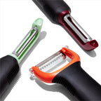 Oxo 3-Piece Peeler Set image 4