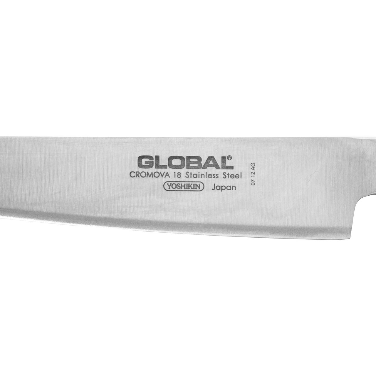 Global Classic 20Cm Carving Knife image 3