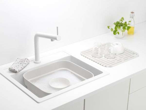 Brabantia Washing Up Bowl With Drying Tray Light Gray image 2