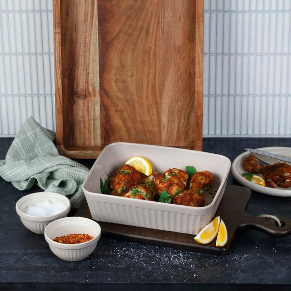 Wiltshire Heritage Rectangle Baker 24cm